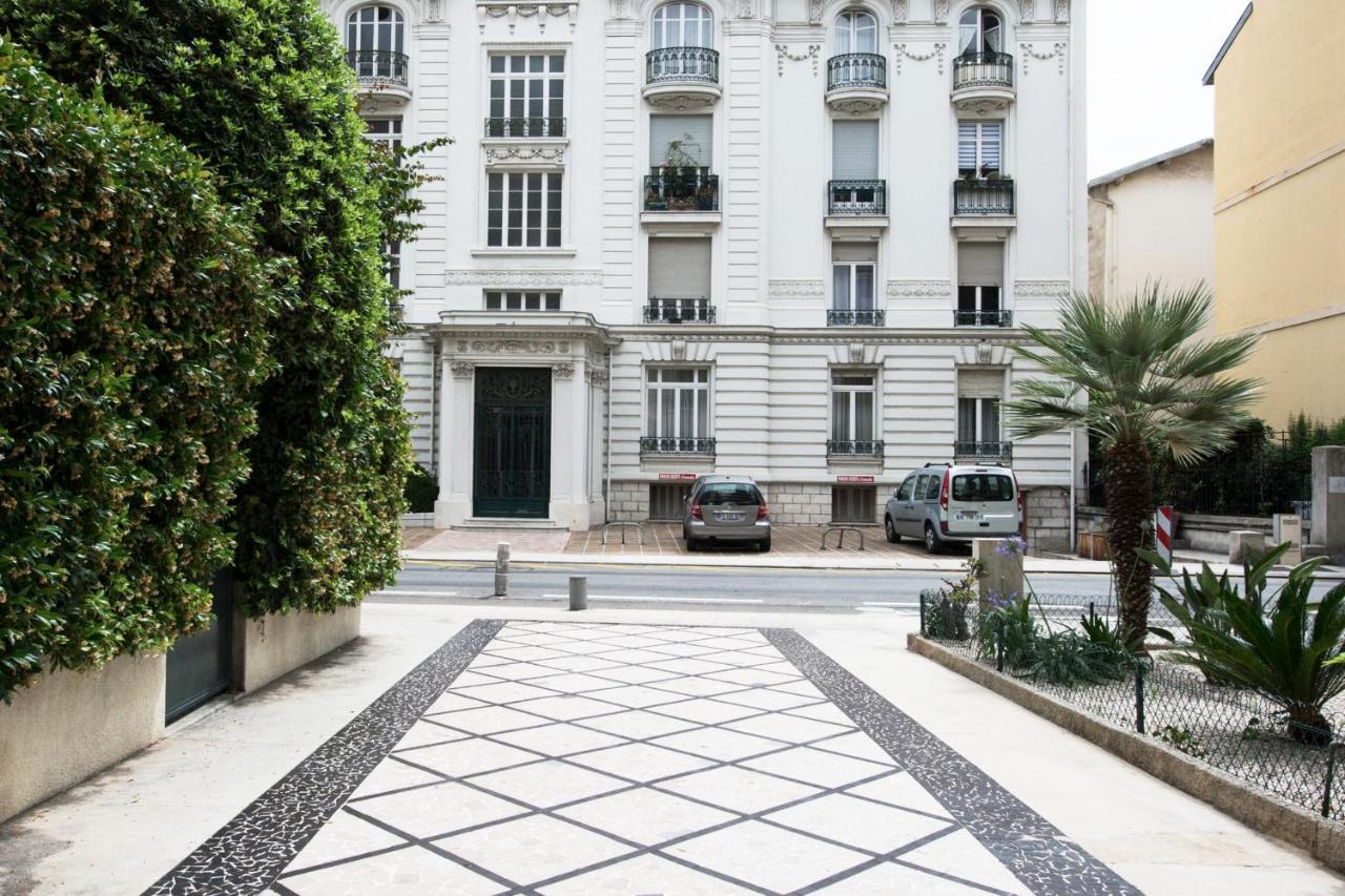 Apartmán Fleurs De Nice Furnished Flat Exteriér fotografie