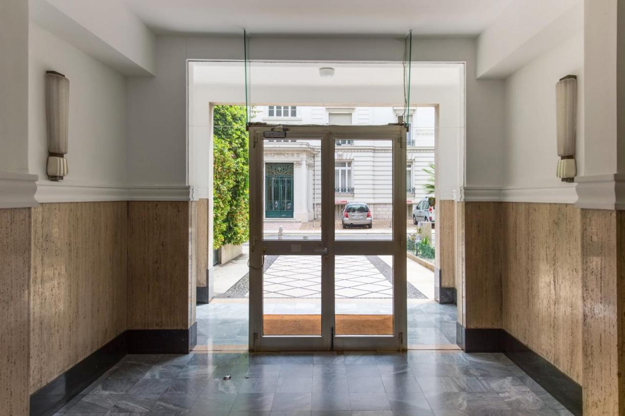 Apartmán Fleurs De Nice Furnished Flat Exteriér fotografie